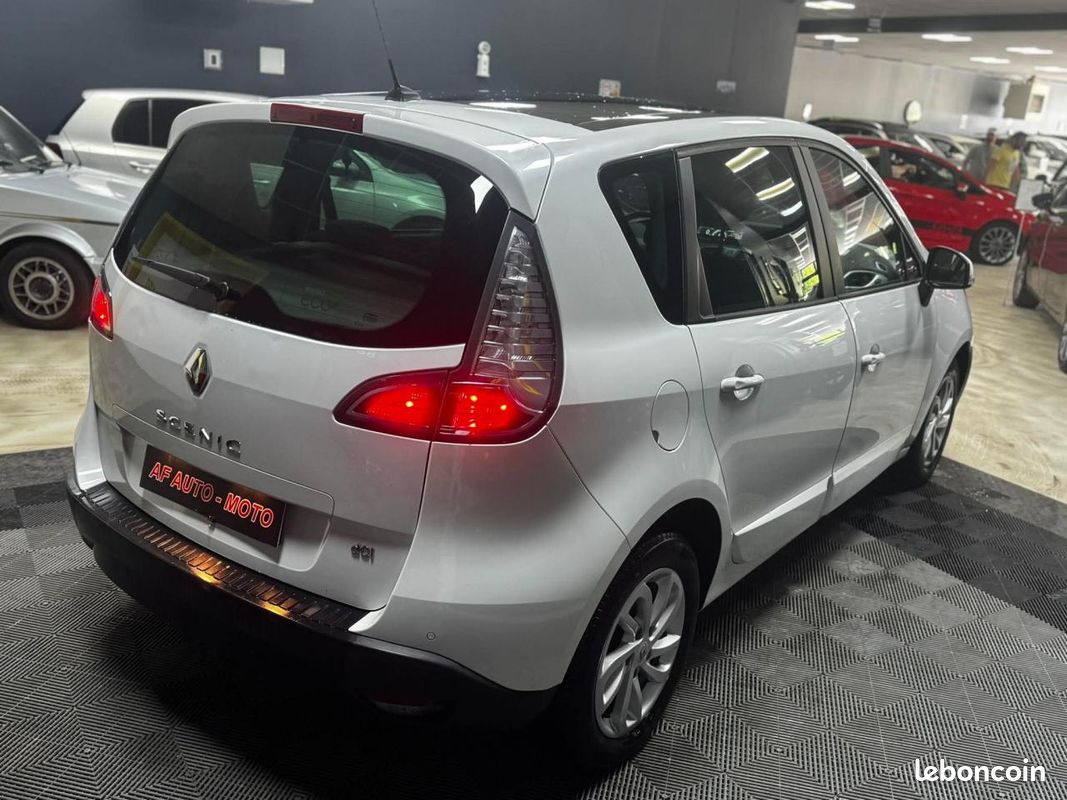 RENAULT SCENIC 1.5 dCi FAP - 110 III MONOSPACE Authentique PHASE 3 (image 3)