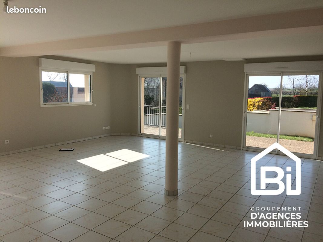 Maison 5 pièces 131 m² · à Colomby-Anguerny · 131 m² · 1 243 €/mois
