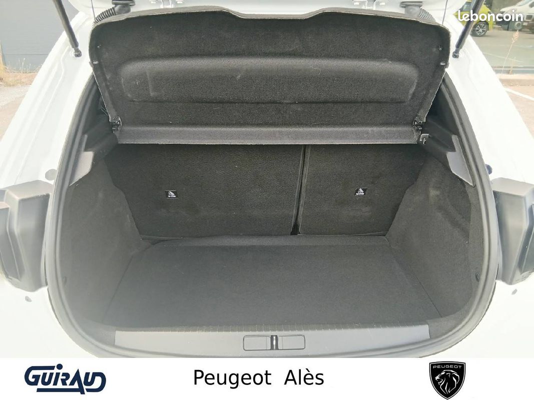 PEUGEOT 208 PureTech 100 S&S BVM6 Allure (image 6)
