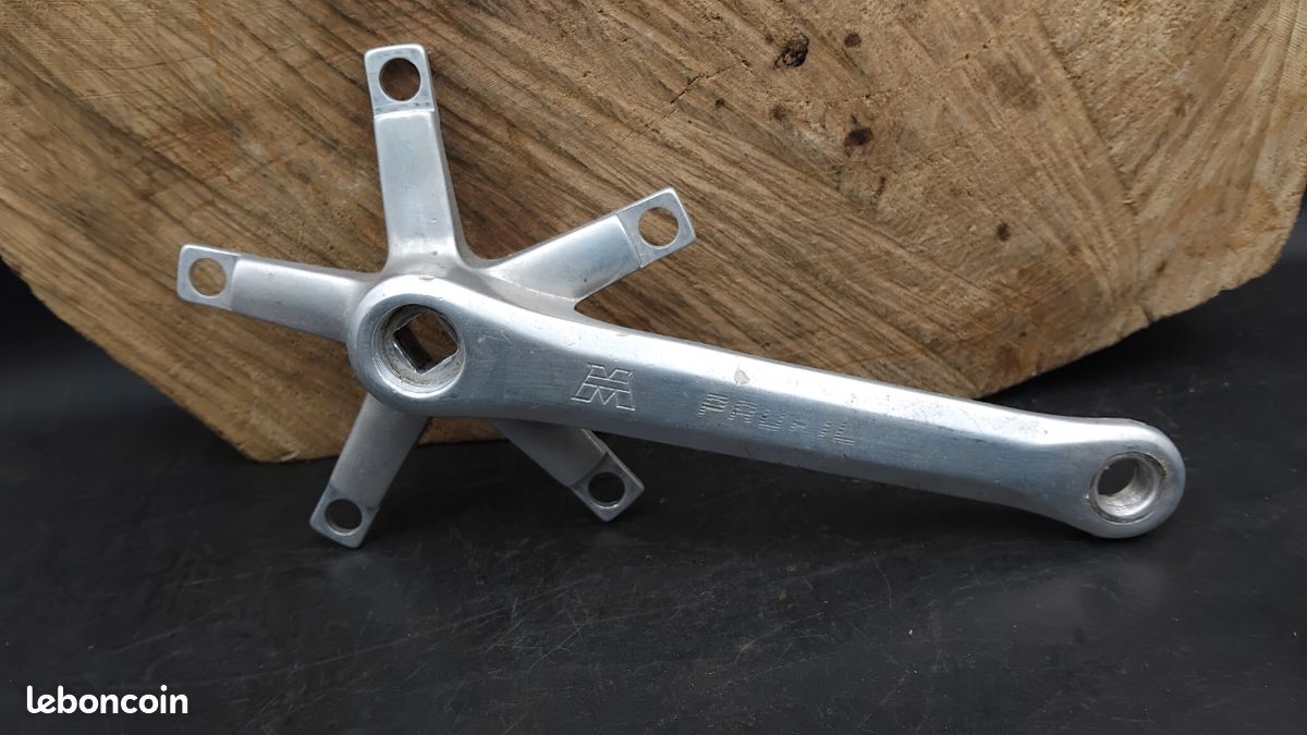 Manivelle Standard Acier 127mm droite