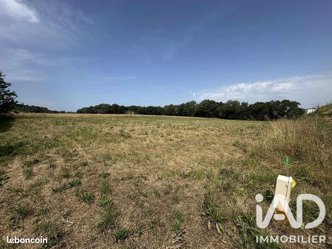 Terrain 805 m² · à Plomelin · 805 m² · 96 000 €
