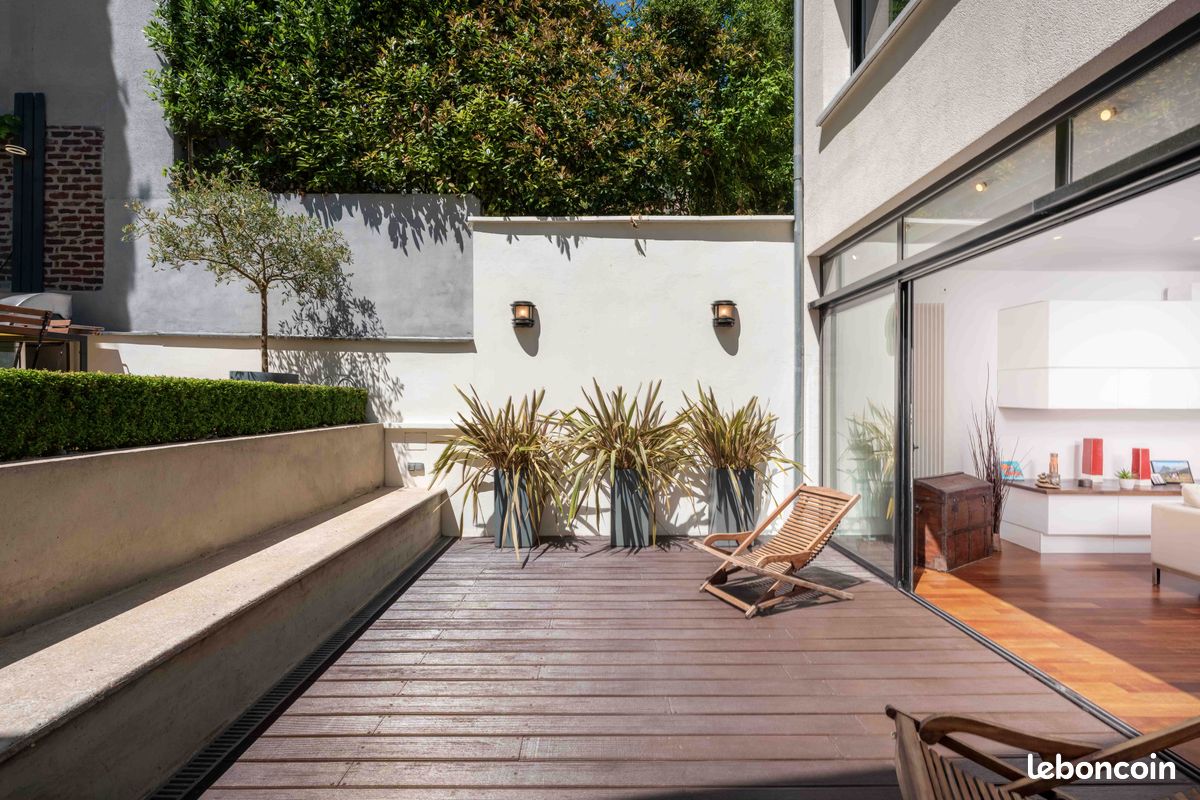 Maison 6 pièces 150 m² · à Suresnes · 150 m² · 1 380 000 €