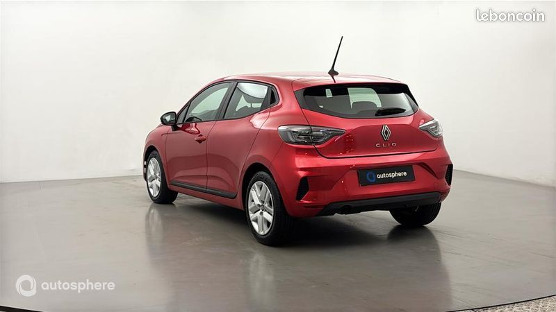 Renault Clio 1.5 Blue dCi 100ch Evolution (image 8)