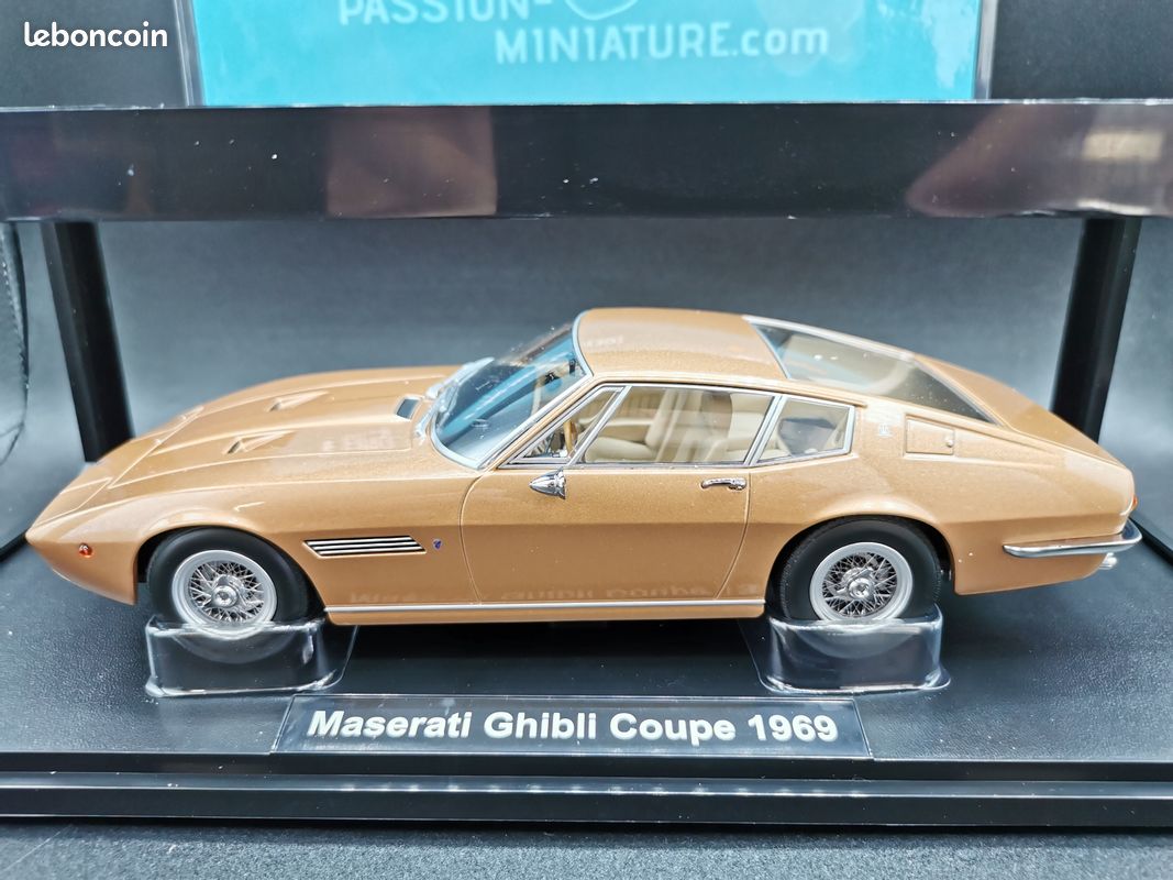 1:18 Maserati Ghibli Coupe - 1969 - Or Métallique