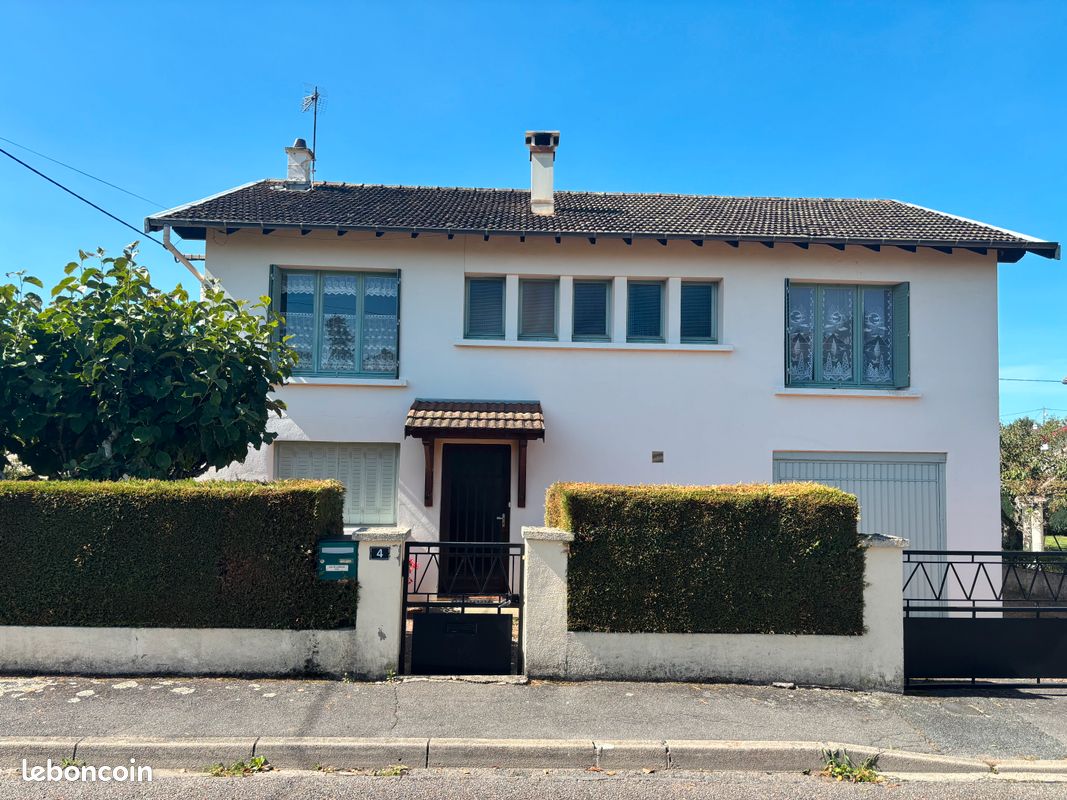 Maison 4 pièces 108 m² · à Chauffailles · 108 m² · 105 000 €