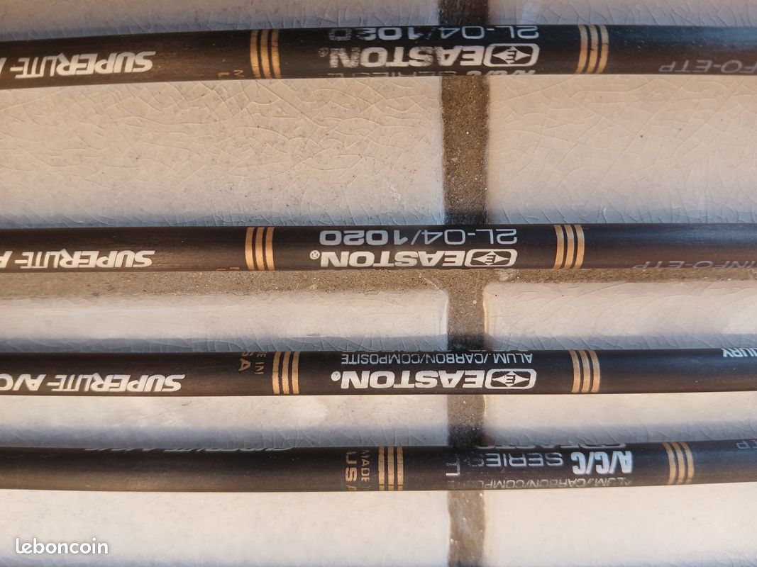 Pack 6 Flèches Easton Axis 5mm Carbon Blazer 2" - Bourgogne Archerie