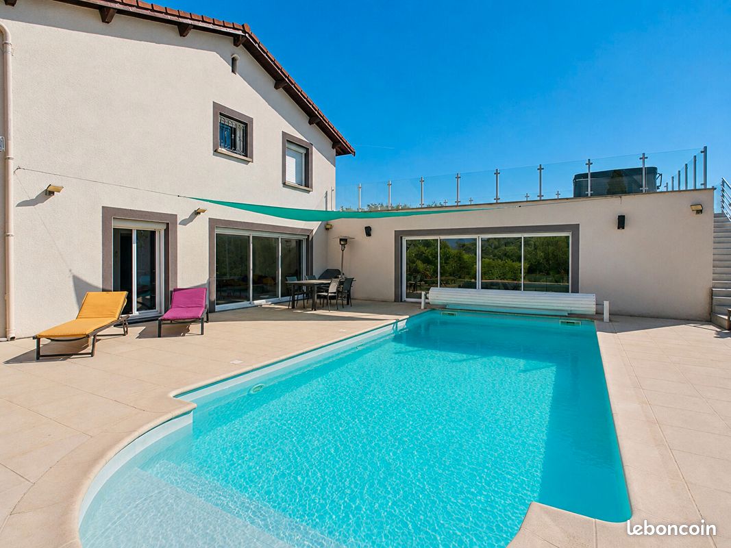 Maison 7 pièces 304 m² · à Annonay · 304 m² · 730 000 €