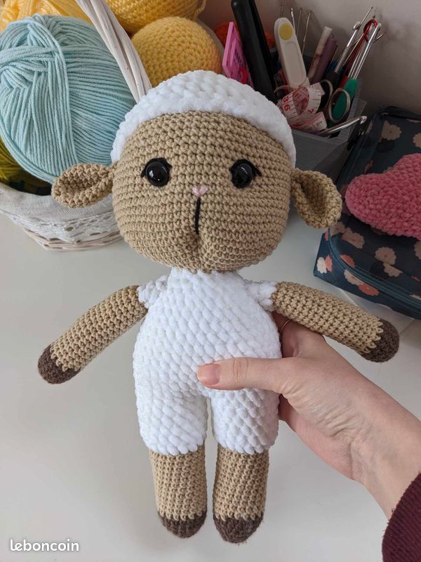 Agneau, doudou peluche fait main au crochet, neuf (image 3)