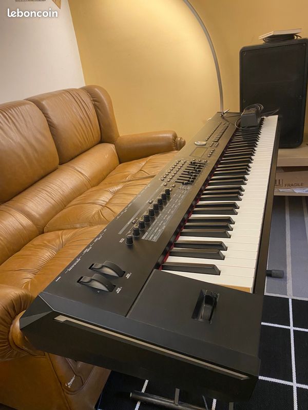 Vends Roland RD-2000 (image 3)