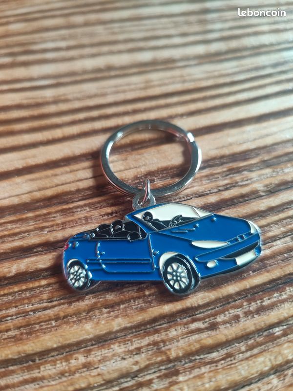 Porte clef bleu Peugeot 206cc (image 1)