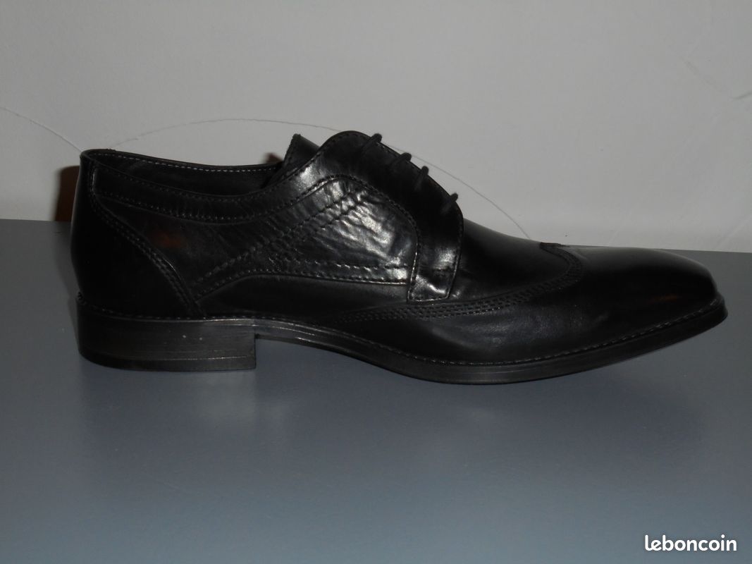 Chaussures STARC pointure 44 (neuves) (image 2)