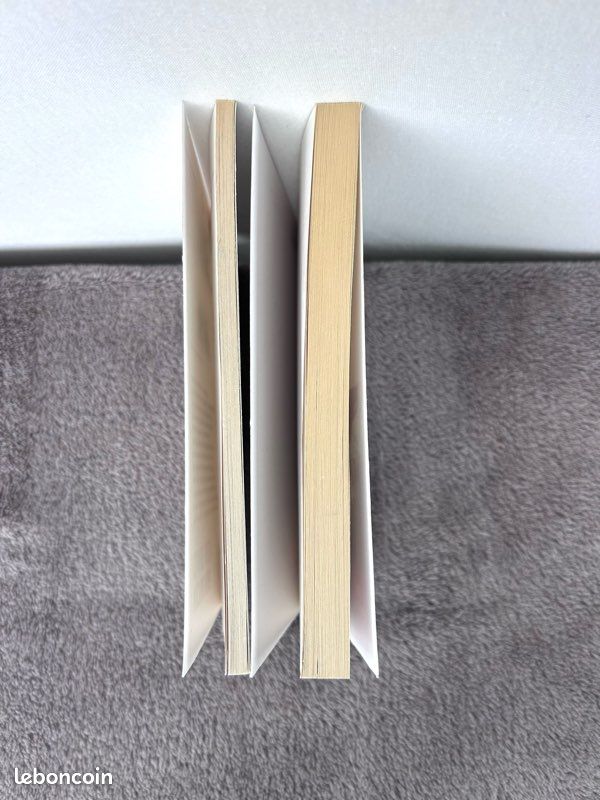 Livres poche « Hermani » et « Claude Gueux » de Victor Hugo (image 15)