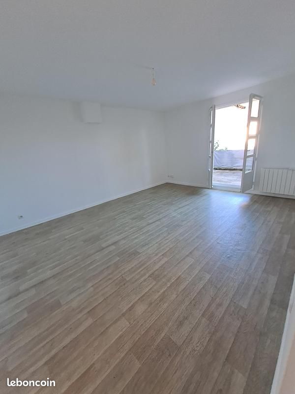 Appartement 4 pièces 79 m² · à Vignieu · 79 m² · 606 €/mois