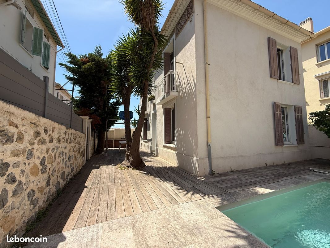 Maison 6 pièces 108 m² · à Toulon · 108 m² · 499 000 €