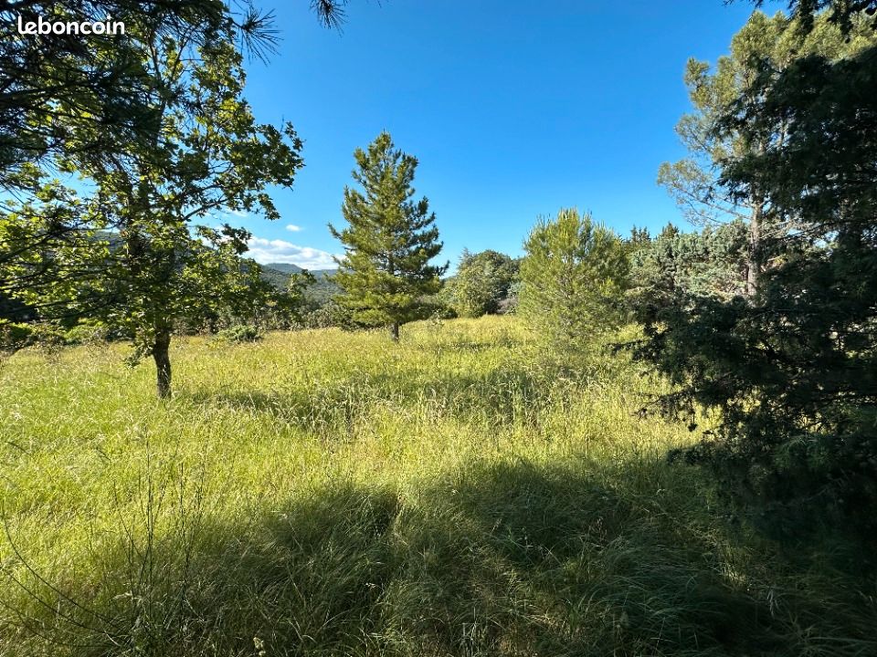 Terrain 564 m² · au Teil · 85 000 €