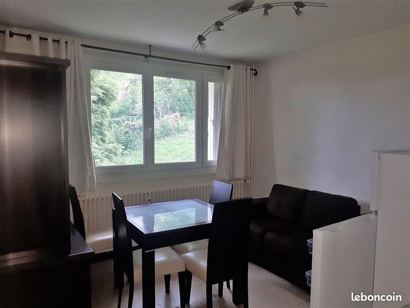 Appartement 2 pièces 28 m² · à Saint-Étienne · 28 m² · 380 €/mois