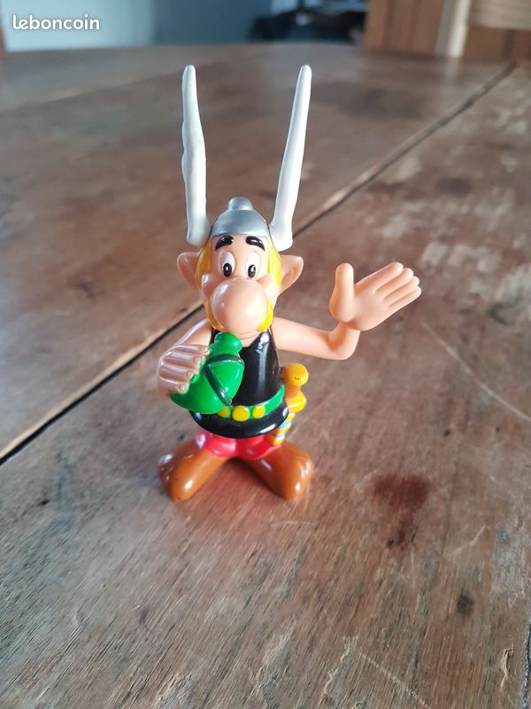Figurine Asterix mc donald's 2002 (image 2)