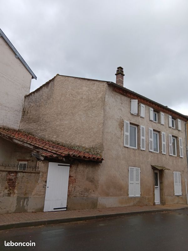 Maison 5 pièces 110 m² · à Fontannes · 110 m² · 82 000 €