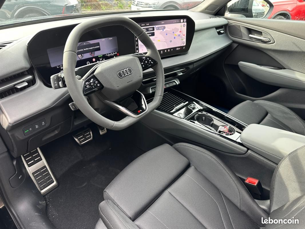 Audi Q3 DIESEL TDI 150 ch S tronic 7 S line (image 7)