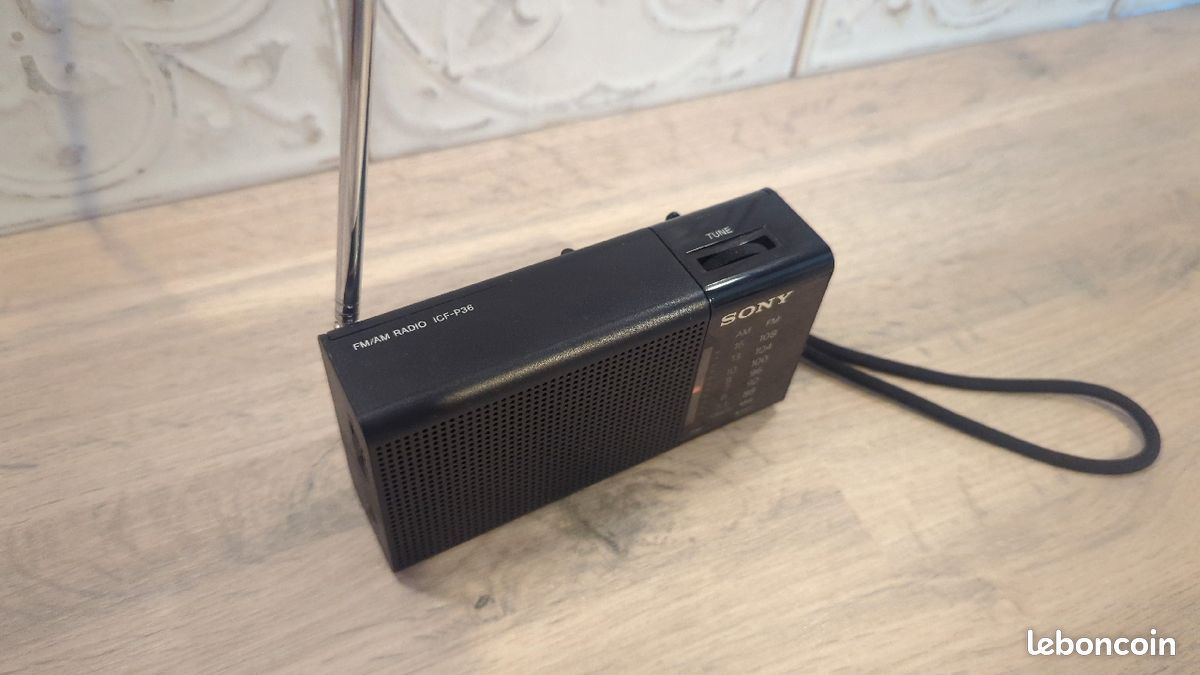 Radio compact Sony ICF P36 (image 2)