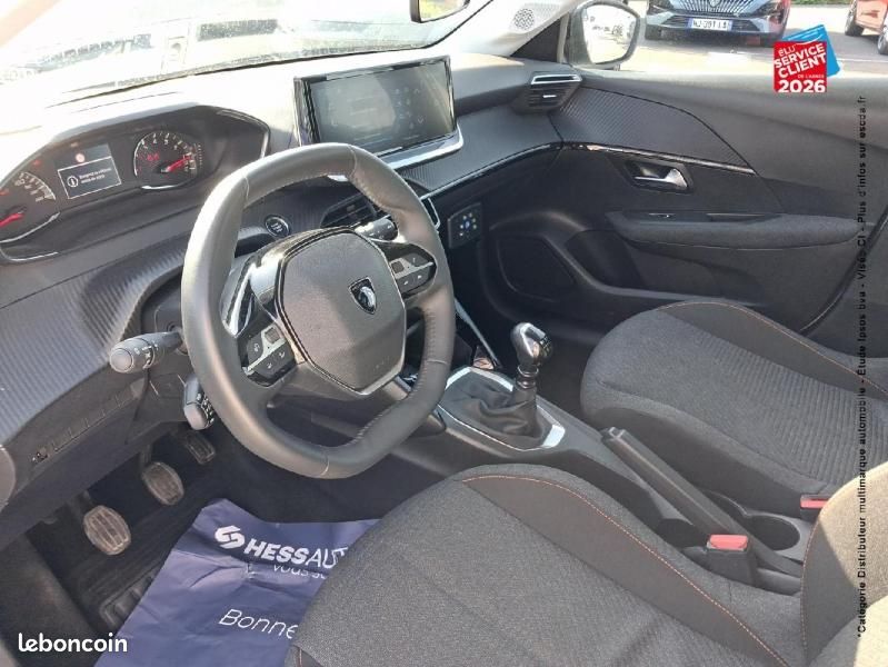 Peugeot 208 1.2 PureTech 100ch S&S Active (image 15)