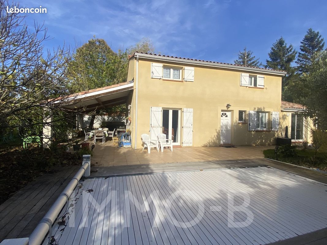 Maison 5 pièces 135 m² · à Pompertuzat · 135 m² · 377 000 €