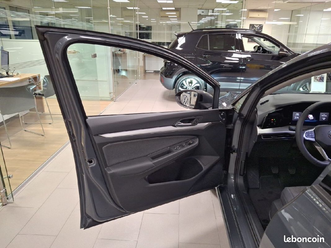 VOLKSWAGEN Golf 2.0 TDI 116 BVM6 Life Plus (image 21)