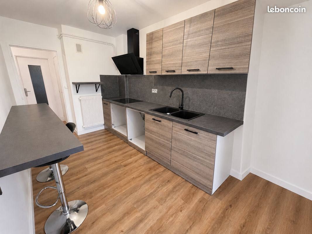 Appartement 3 pièces 77 m² · à Fagnières · 77 m² · 750 €/mois