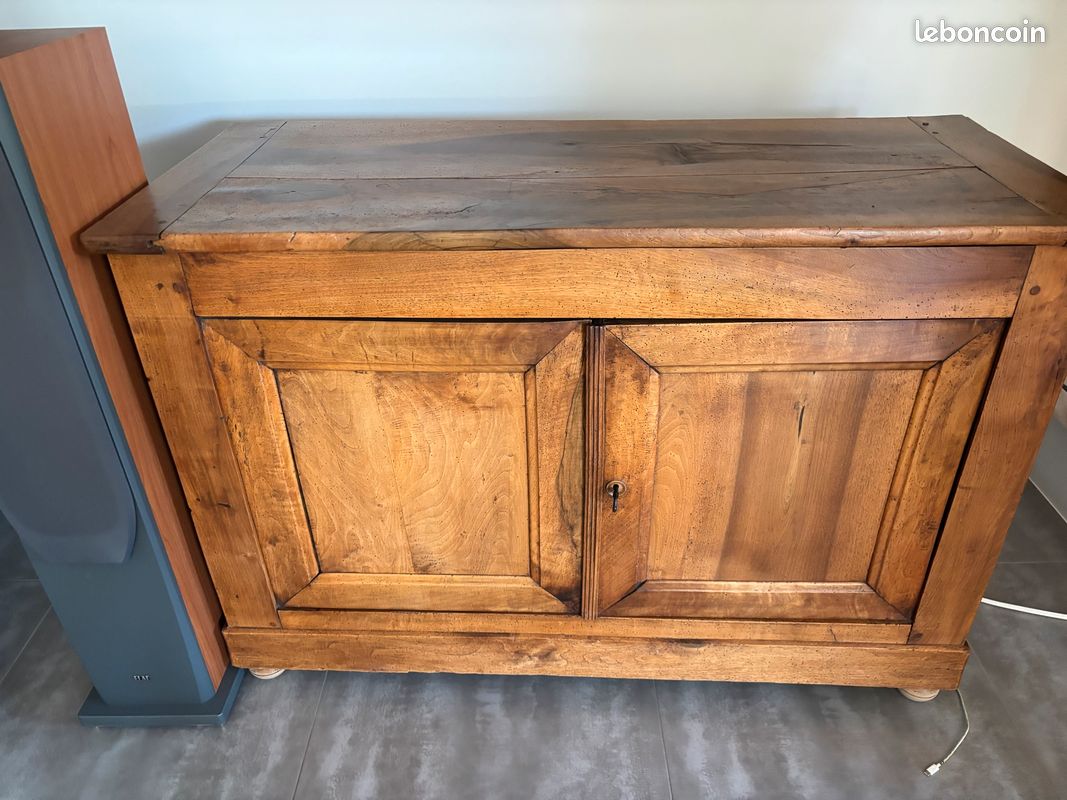 Buffet TV (image 1)
