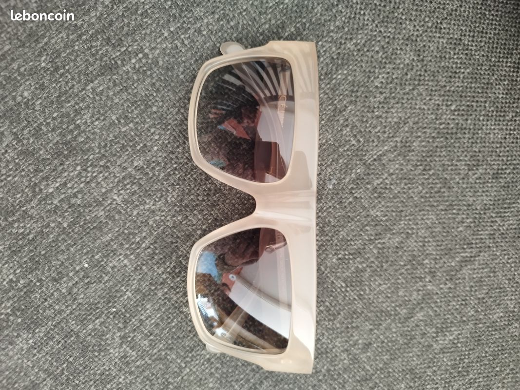 Lunette soleil Céline femme (image 1)
