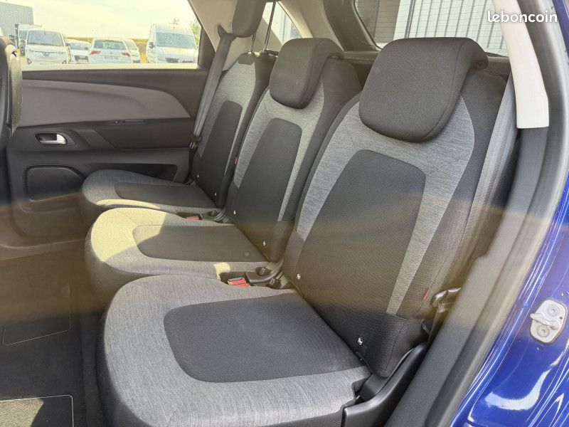 Citroen C4 PICASSO BLUEHDI 120CH FEEL S&S EAT6 (image 10)