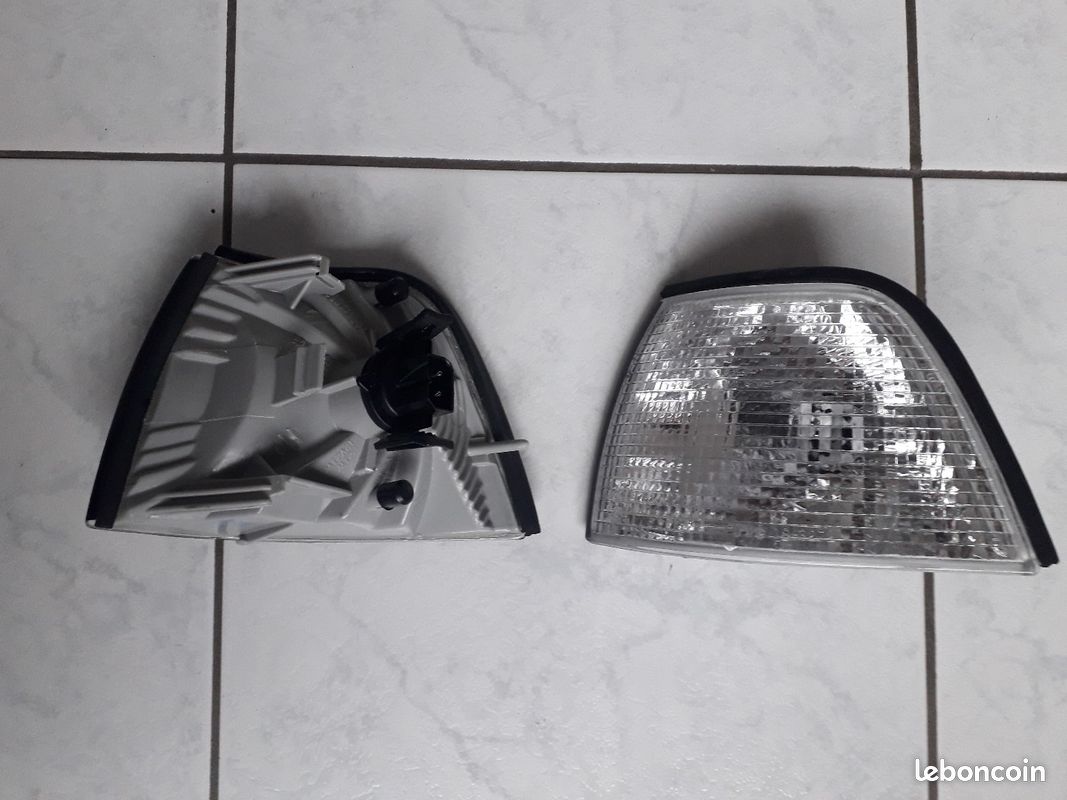 Feu clignotant blanc Bmw serie 3 e36 Neuf (image 2)