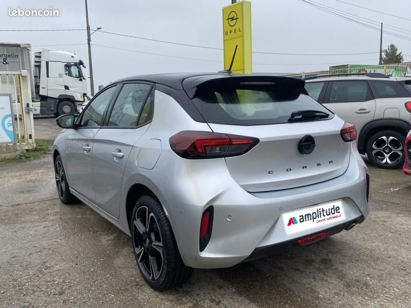 Opel Corsa 1.2 Turbo 100ch GS (image 4)