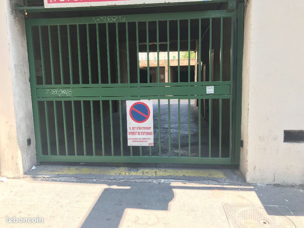 Garage Marseille · 117 €/mois