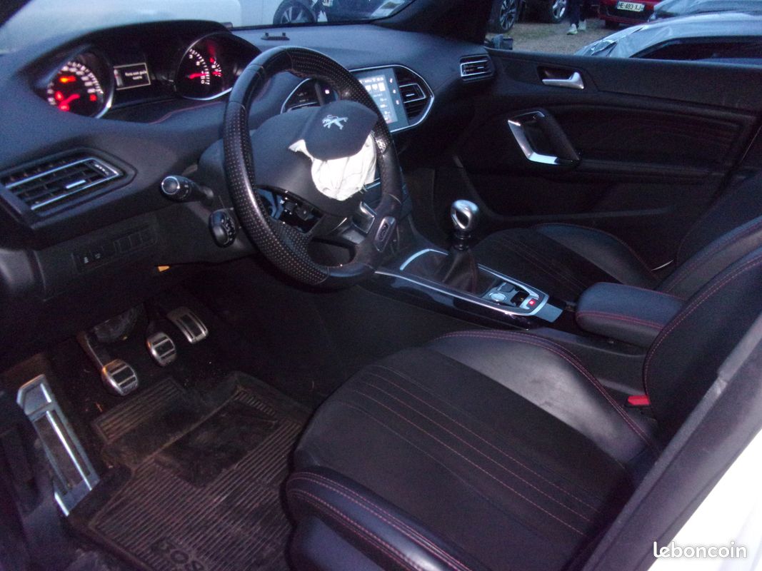 Peugeot 308 t9 1.6 thp gt 205 cv (image 5)