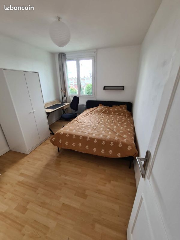 Appartement T3 meublé – 54 m² avec balcon et cave (image 3)