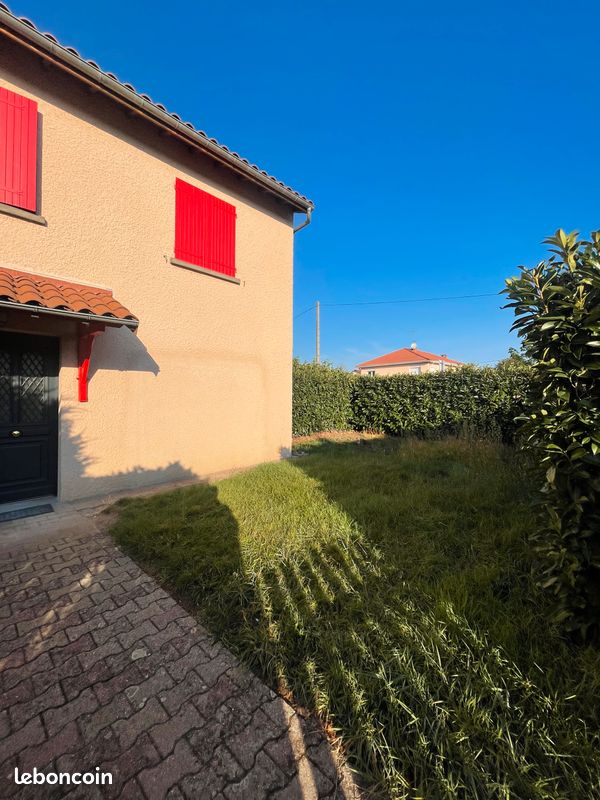 Appartement 4 pièces 103 m² · à Issoire · 103 m² · 835 €/mois