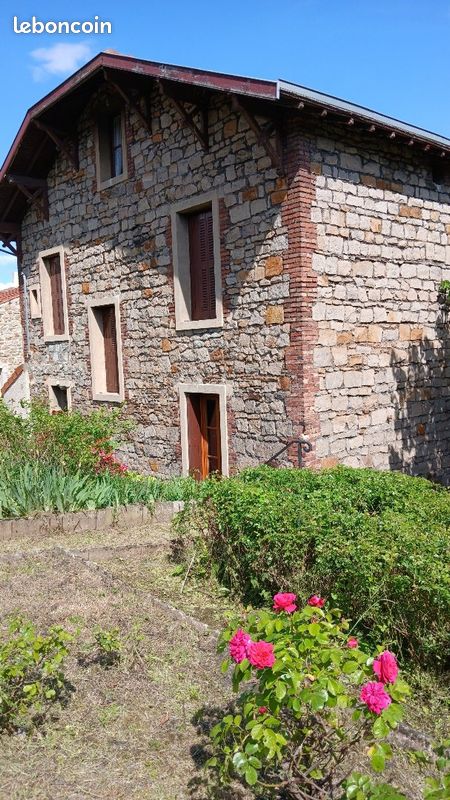 Maison 8 pièces 150 m² · à Saint-Chamond · 150 m² · 320 000 €