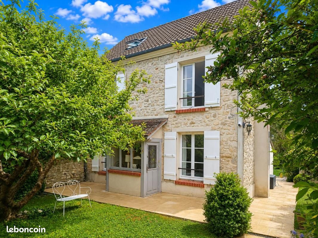Maison 4 pièces 100 m² · à Neuilly-Saint-Front · 100 m² · 239 000 €