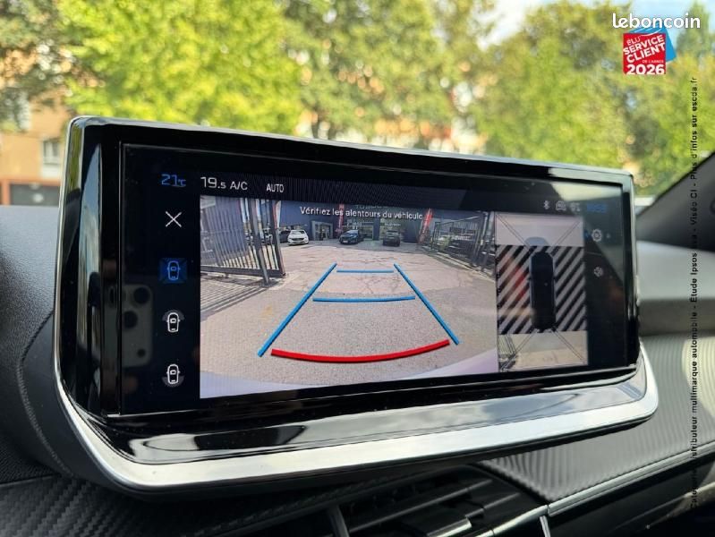 Peugeot 2008 1.2 Hybrid 136ch Allure e-DCS6 (image 22)