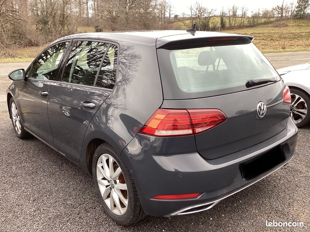 Volkswagen GOLF VII 2,0 TDI 150 ch CARAT DSG 7 (image 3)