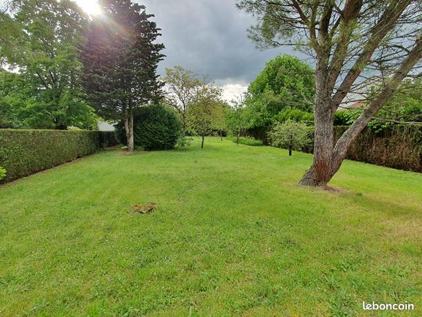 Terrain 831 m² Saint Maur