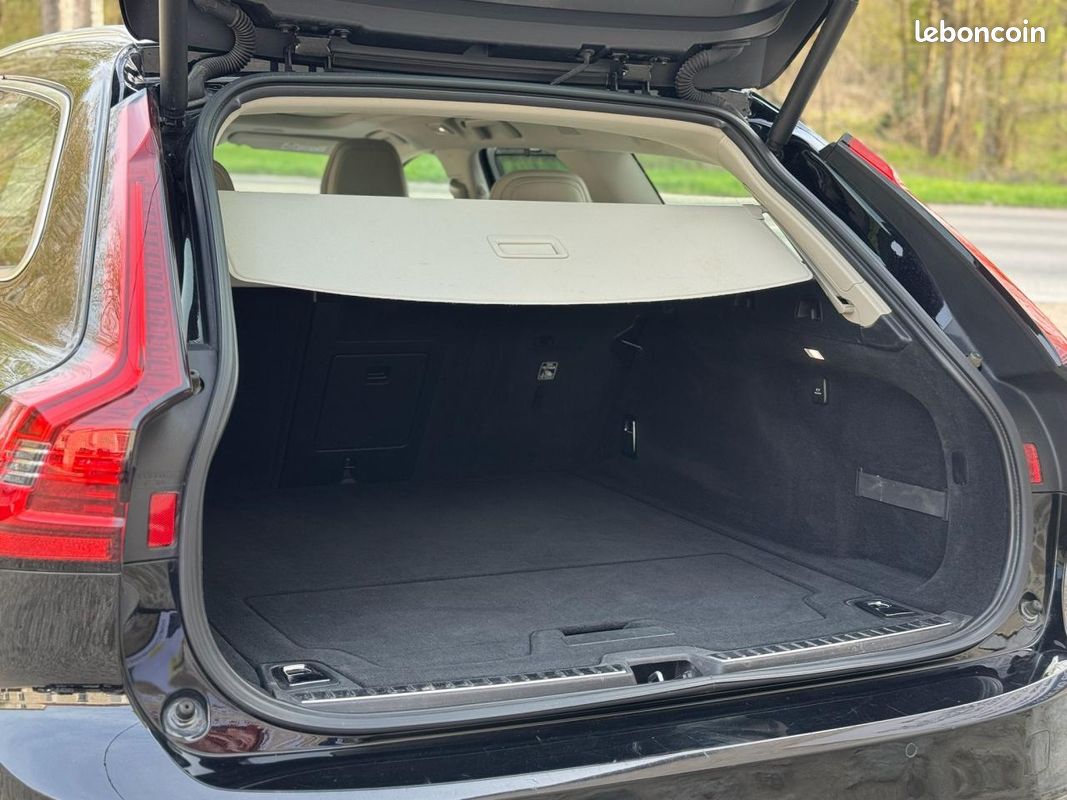 VOLVO V90 T6 AWD Recharge 253+87 BVA Geartronic Inscription Luxe (image 30)