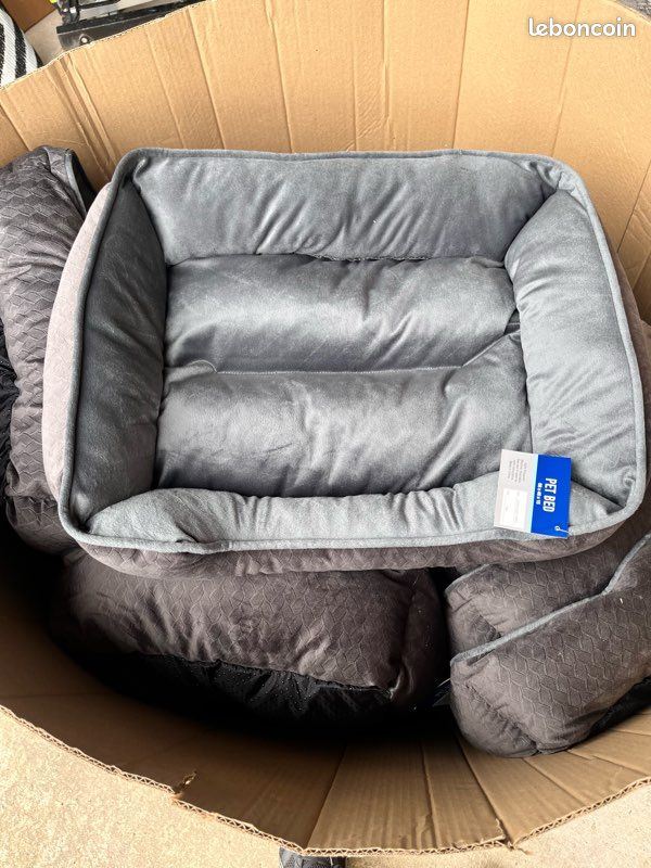 Lot coussins pour chien (image 1)