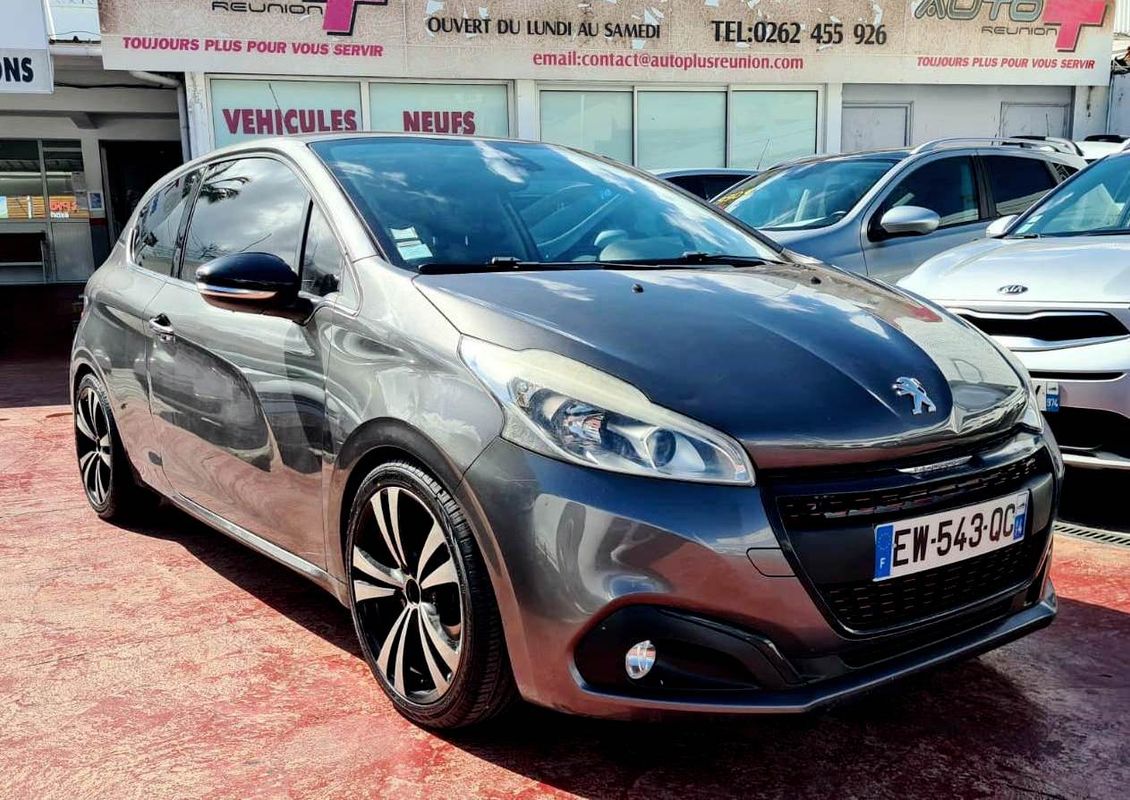 PEUGEOT 208 (2) GT-Line 1.2 e-THP 110 Cv *Prix PROMOTION - Voitures