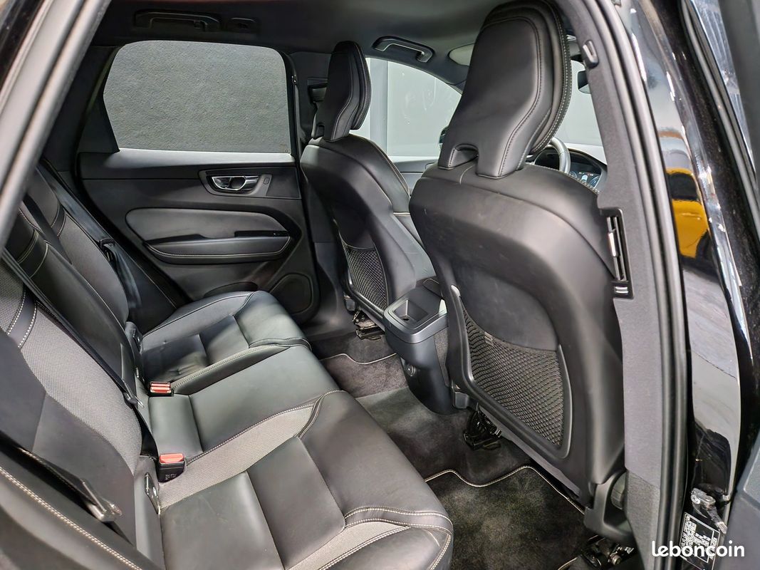 VOLVO XC60 B4 197CH R DESIGN GEARTRONIc (image 30)