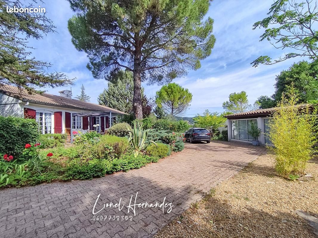 Maison 7 pièces 220 m² (image 11)