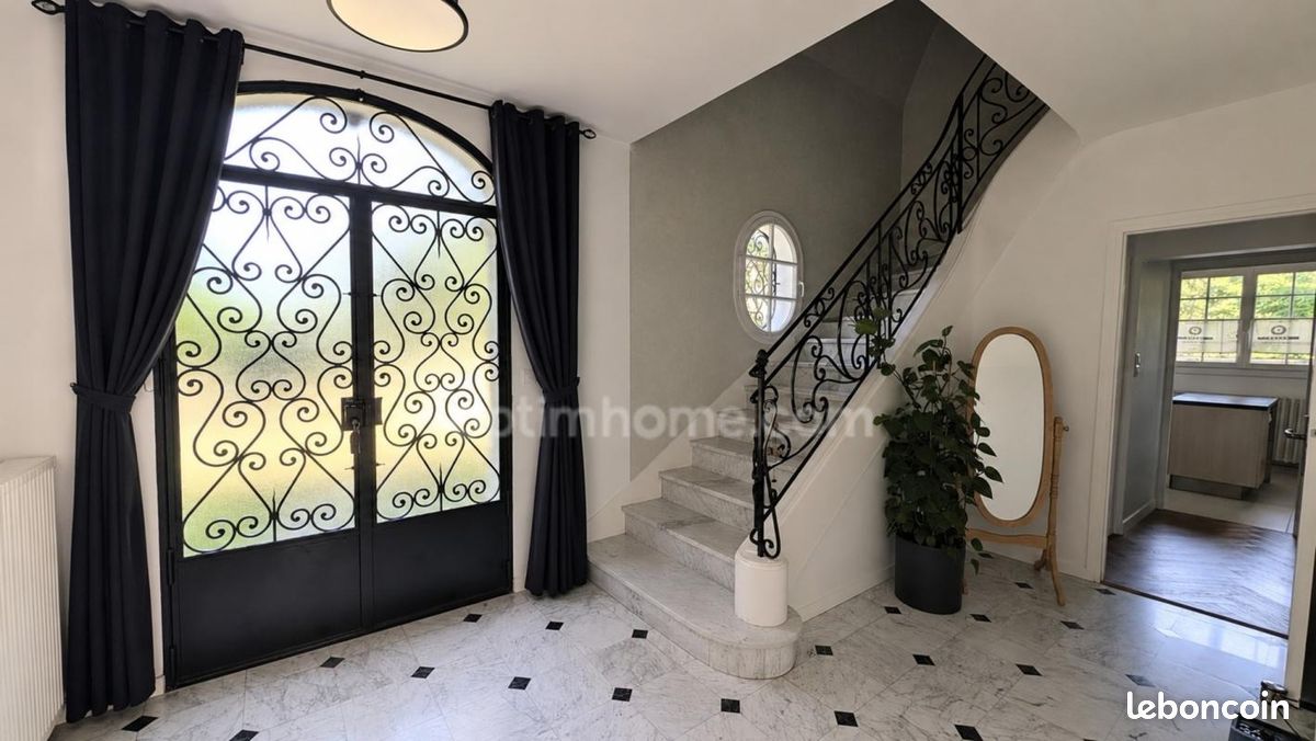 Maison 10 pièces 235 m² (image 3)