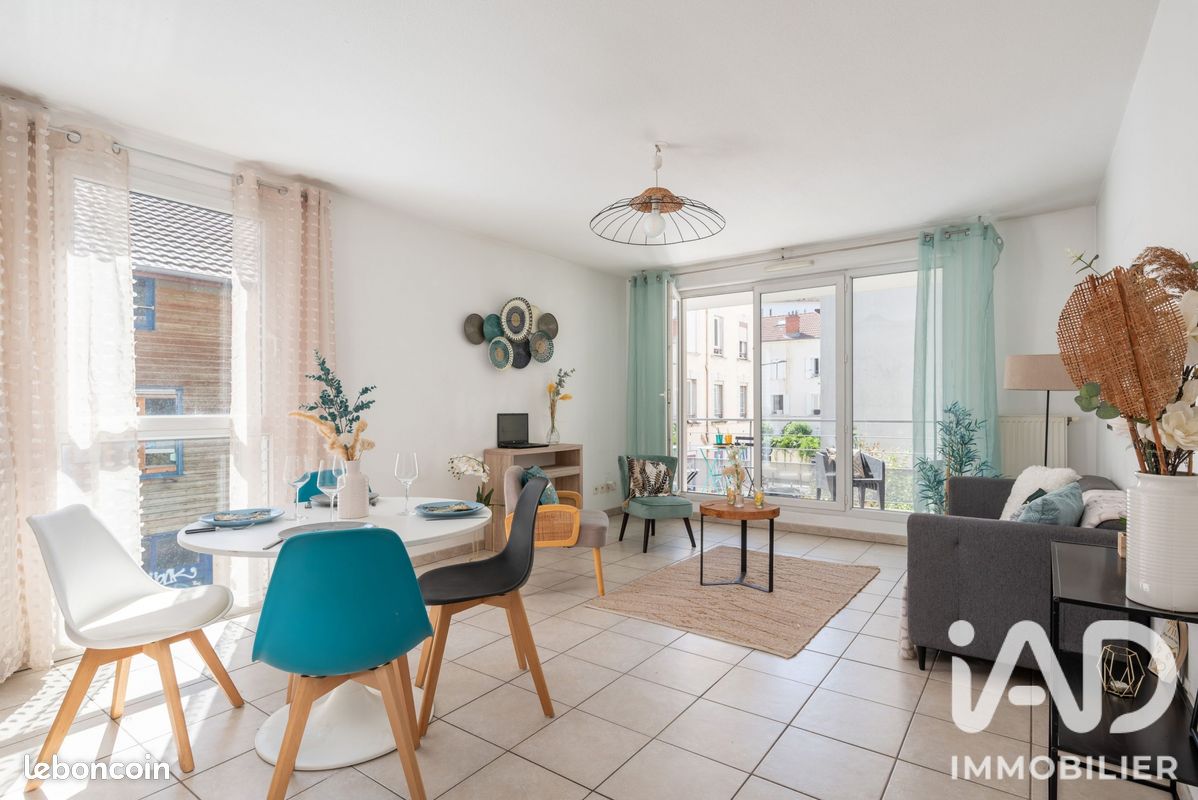 Appartement 3 pièces 67 m² · à Grenoble · 67 m² · 195 000 €