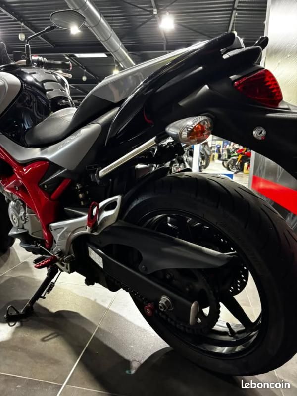 Suzuki GLADIUS 650 ABS - A PARTIR DE 116/MOIS (image 4)